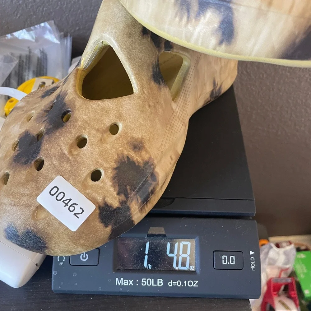 CROCS excellent see
